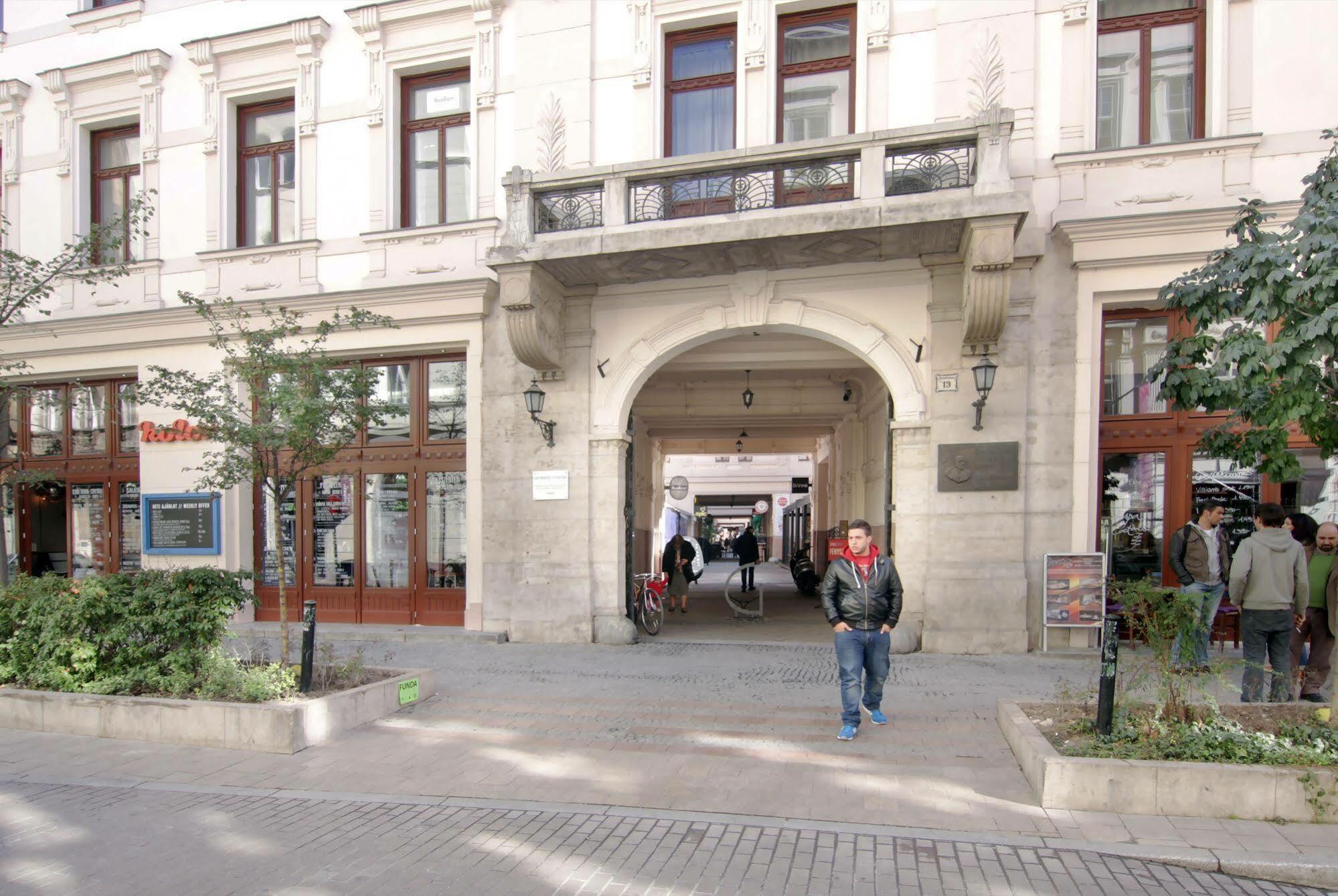 International Apartments Βουδαπέστη Εξωτερικό φωτογραφία