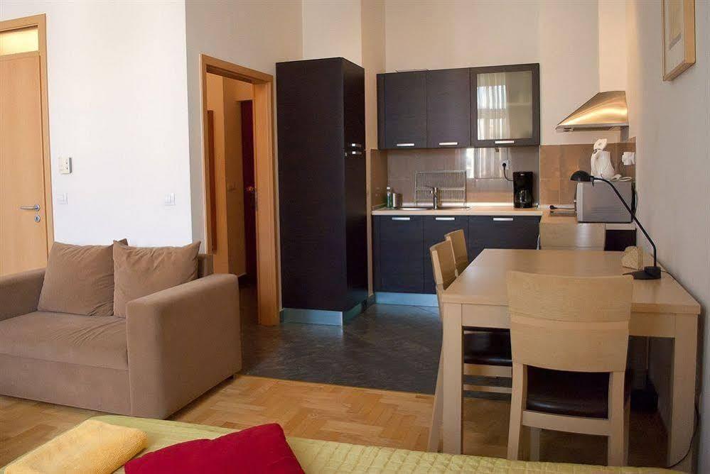 International Apartments Βουδαπέστη Εξωτερικό φωτογραφία